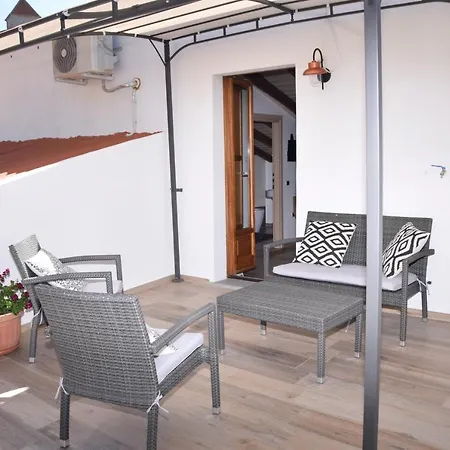 Antico Borgo Bed and Breakfast *